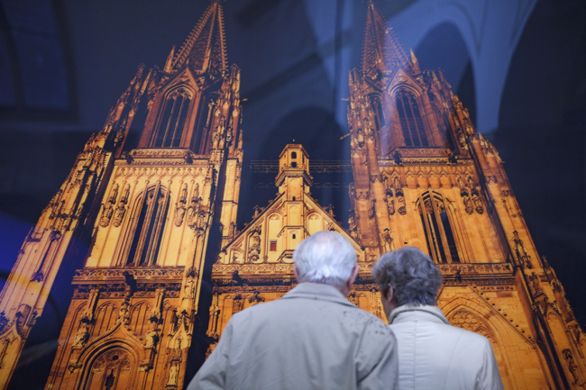 FOTOAUSSTELLUNG IN DER MINORITENKIRCHE